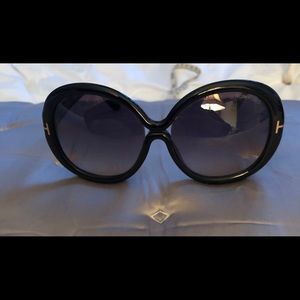 Tom Ford Gisella TF388-F 01B